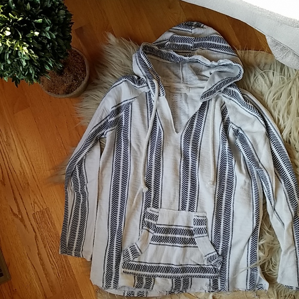 Beachy Sweatshirt